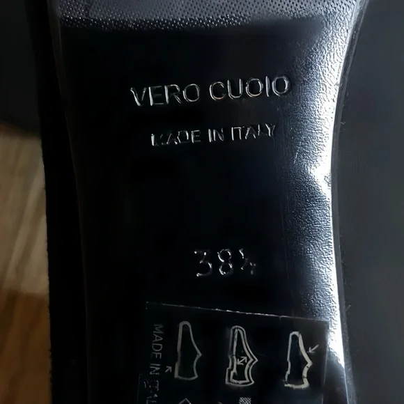 Barney’s New York Vero Cuoio Black Suede Boots (38.5) - Picture 12 of 13